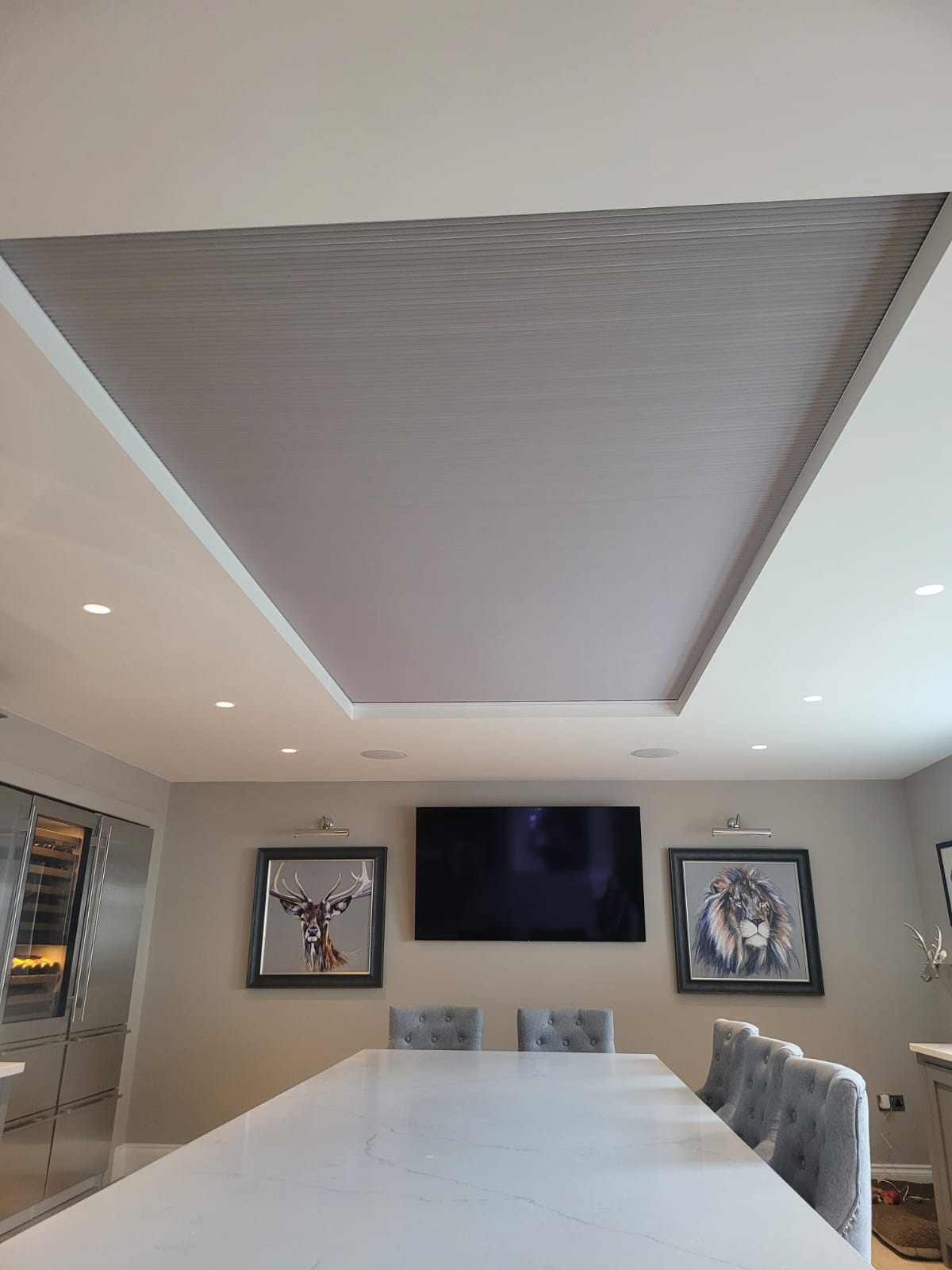 Large roof lantern blind above a dining table